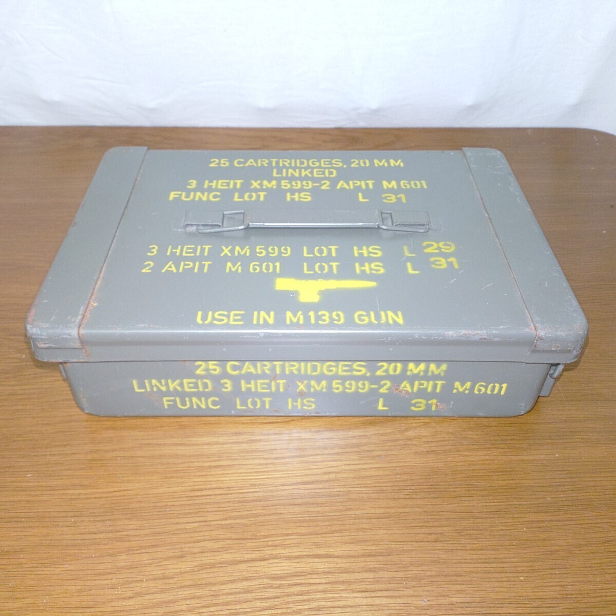 米軍実物 m139 20mm gun ammo box 弾薬箱_画像1