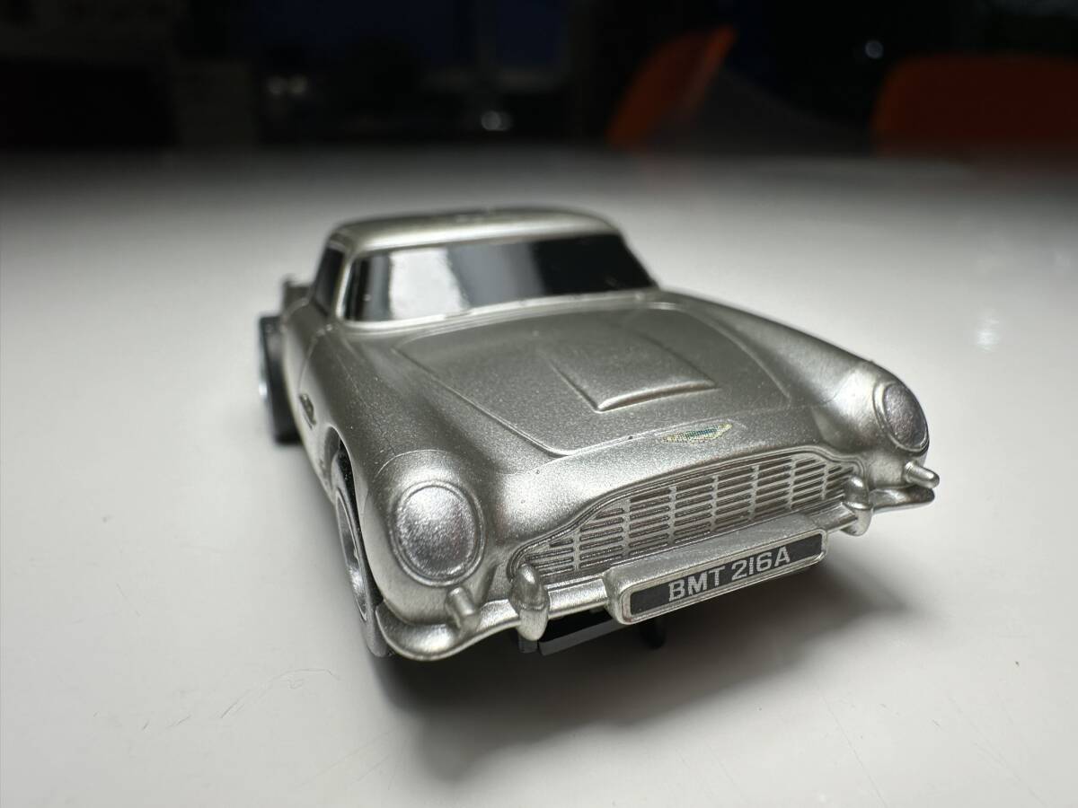 Scalextric Micro *007 James Bond DB5 - \'Goldfinger\' **HO slot car /AFX/TYCO