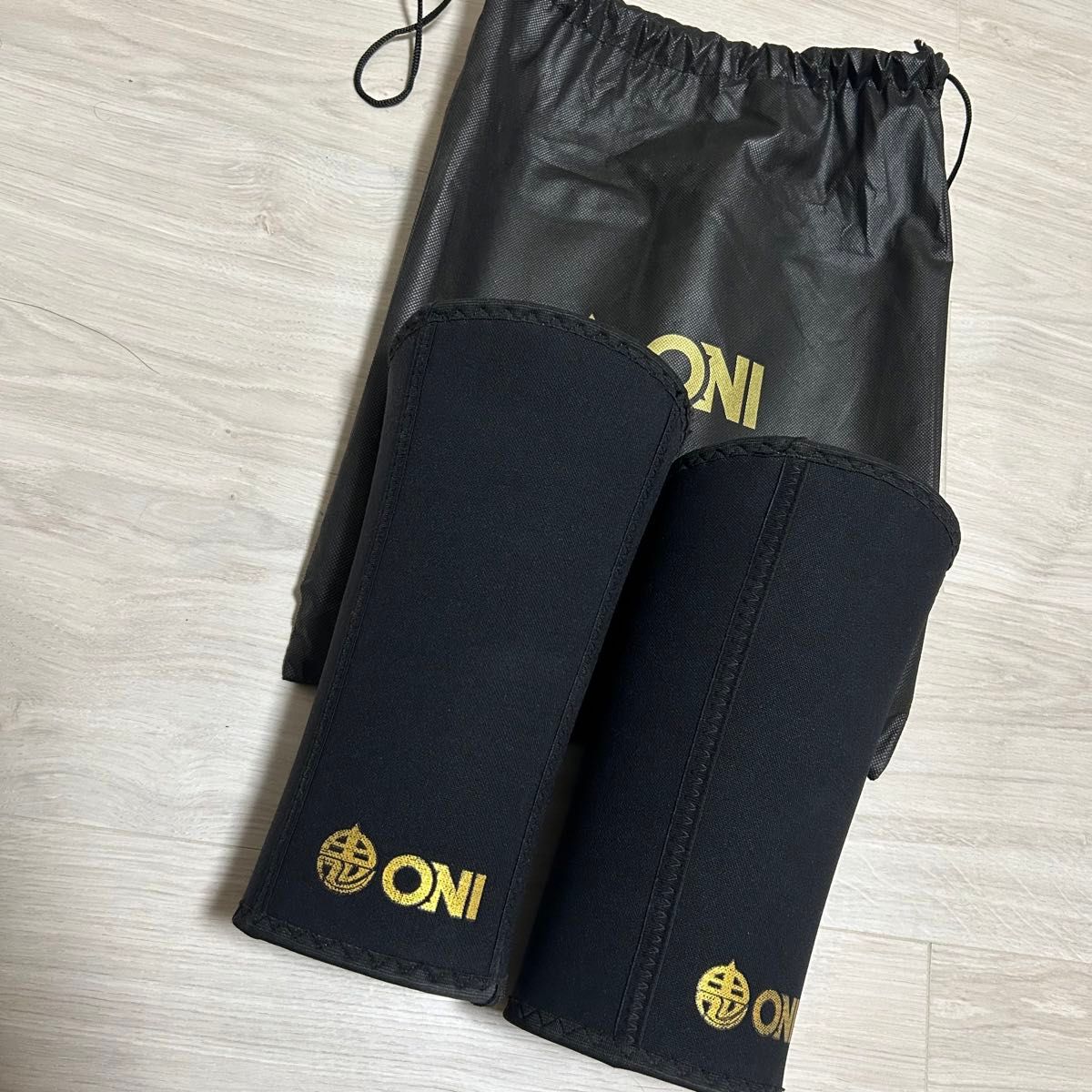 S級品】ONI ニースリーブPRO IPF公認 膝サポーター スクワット S級品】ONI ニースリーブPRO IPF公認 膝サポーター スクワット