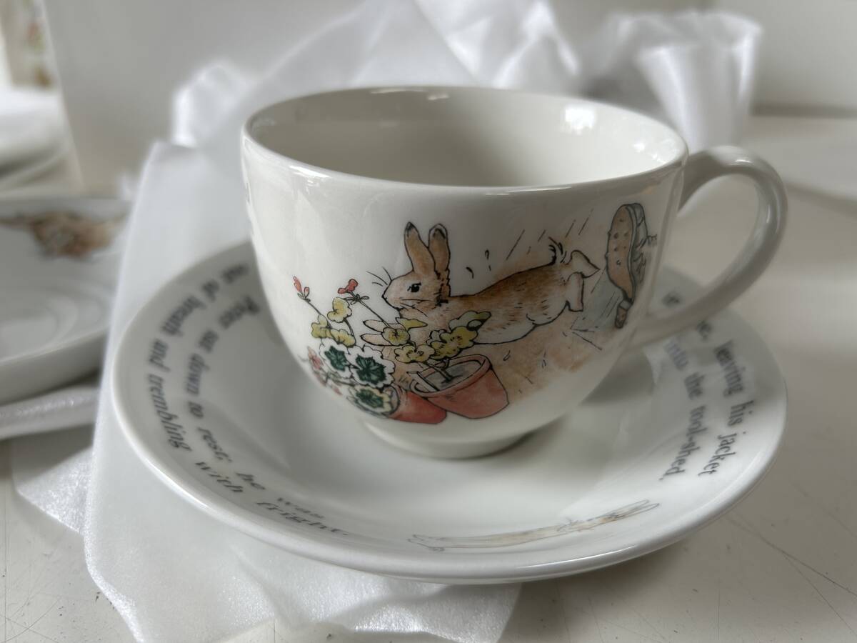 Qj491◆WEDGWOOD ウェッジウッド◆PETER RABBIT ピーターラビット カップ＆ソーサー 皿 プレート 洋食器 未使用 保管品の画像9