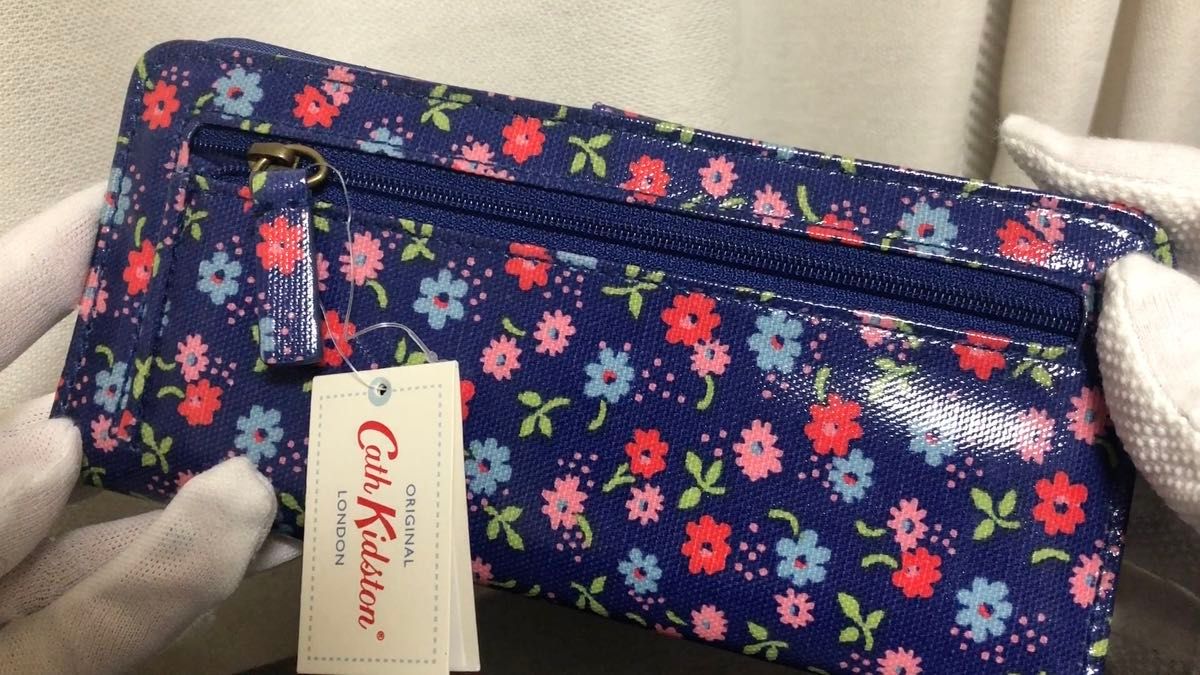 【タグ付き】Cath kidstonキャスキッドソン 長財布 花柄