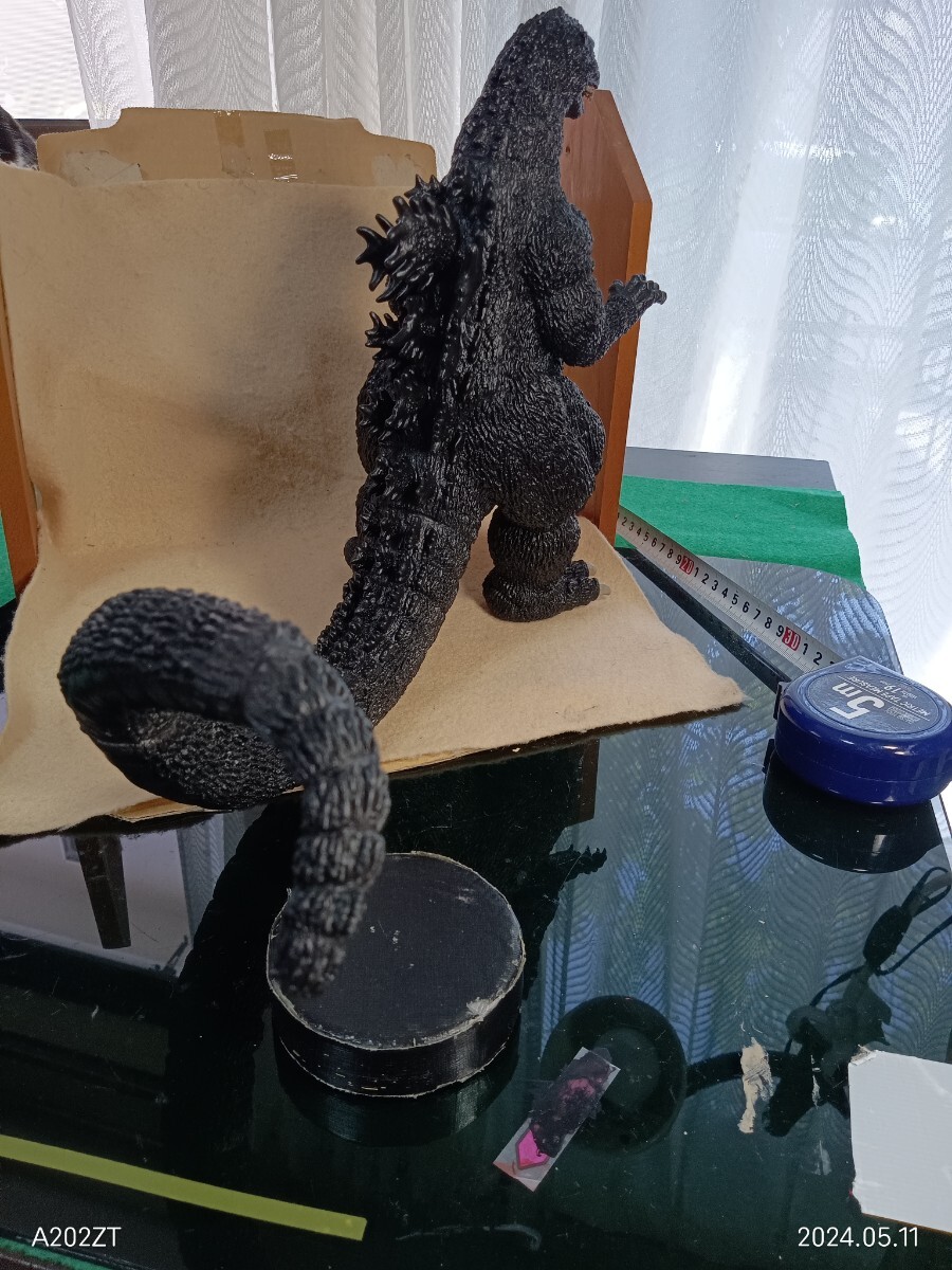  higashi . Godzilla figure Junk 