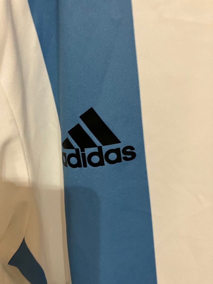 アルゼンチン代表　ユニフォーム　アディダス　adidas メッシ　Lサイズ サッカーシャツ　ゲームシャツ 半袖