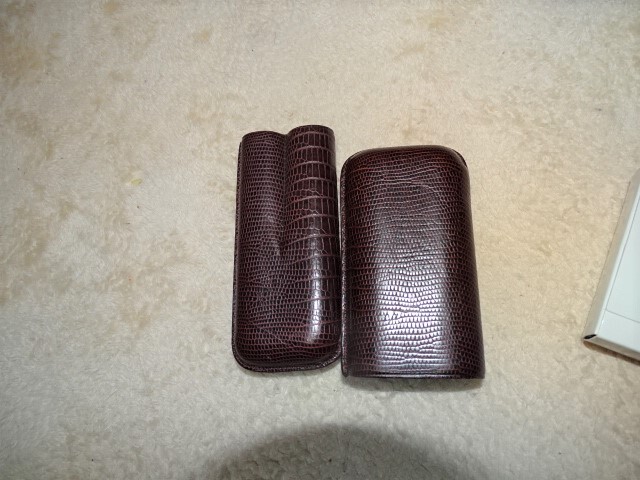  Davidoff 2 ps for leaf volume case type pushed . leather USED unused goods CREDO punch cutter 