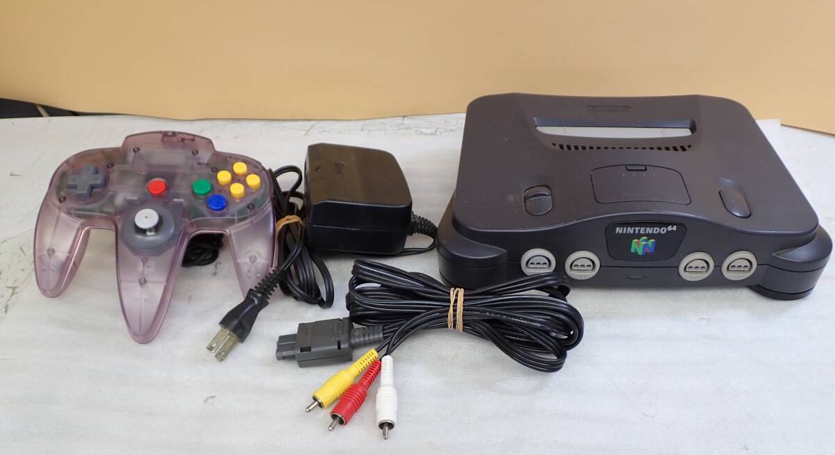 任天堂 Nintendo 64 ニンテンドウ64 ゲーム機 NUS-001 アダプター・AVケーブル・コントローラ付 動作確認済み#TN51409_画像1