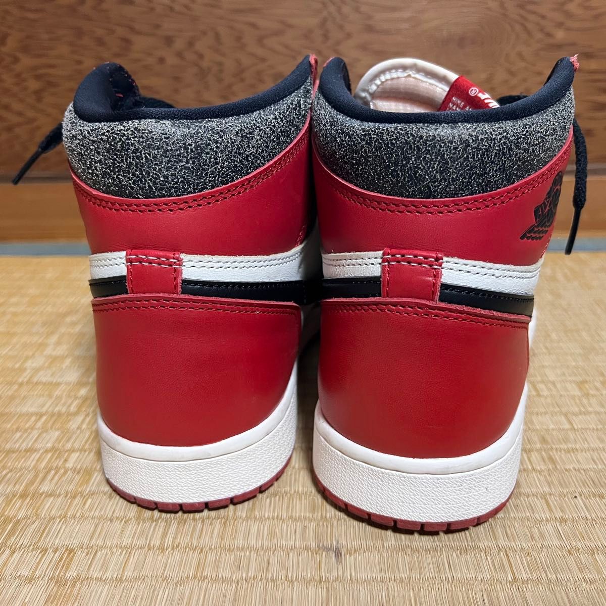 Nike Air Jordan 1 High OG "Lost & Found/Chicago"