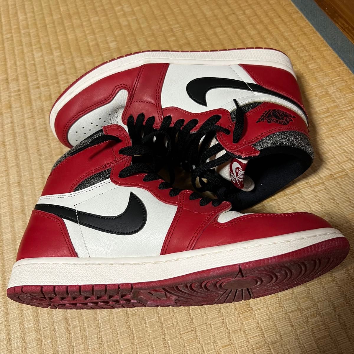 Nike Air Jordan 1 High OG "Lost & Found/Chicago"