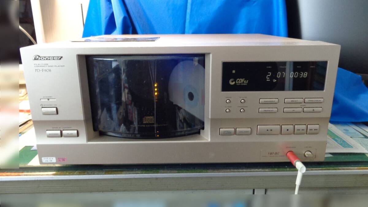 PIONEER PD-F908 101CD player used junk 