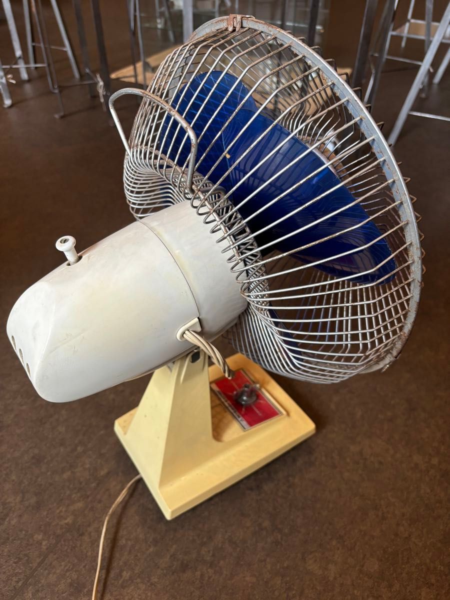 三菱 扇風機 30cm D30-K 卓上扇風 昭和レトロ レトロ扇風機 三菱 扇風機 30cm D30-K 卓上扇風 昭和レトロ レトロ扇風機