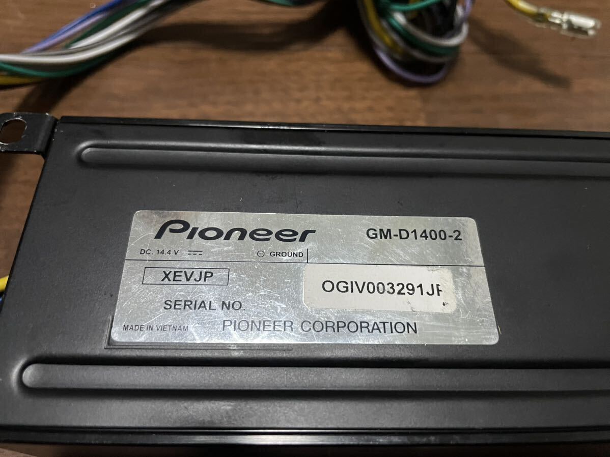 Pioneer パイオニア パワーアンプ GM-D1400-2 100W×4 ブリッジャブルパワーアンプ カロッツェリア　中古品_画像2