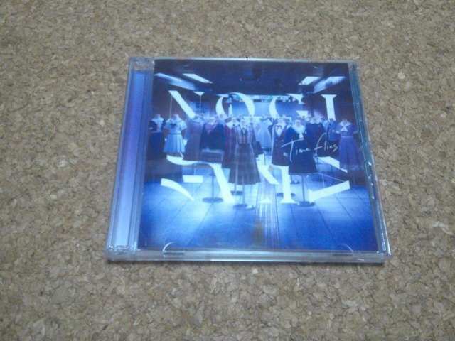 乃木坂46【Time flies】★ベスト・アルバム★2CD★_画像1