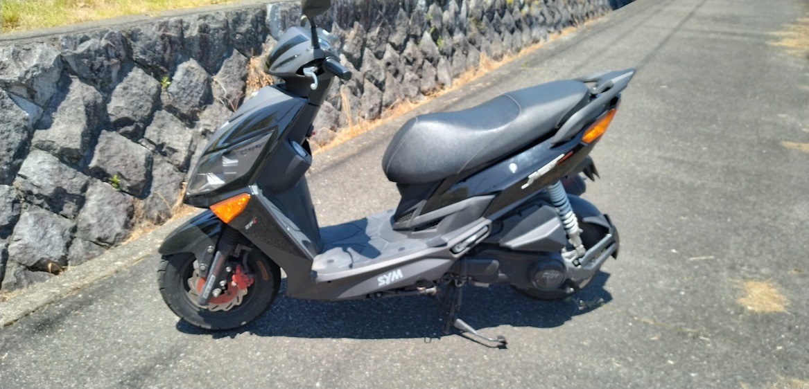 SYM ジェットパワー125インジェクション　原付二種　PCX　アドレス　リード_画像3