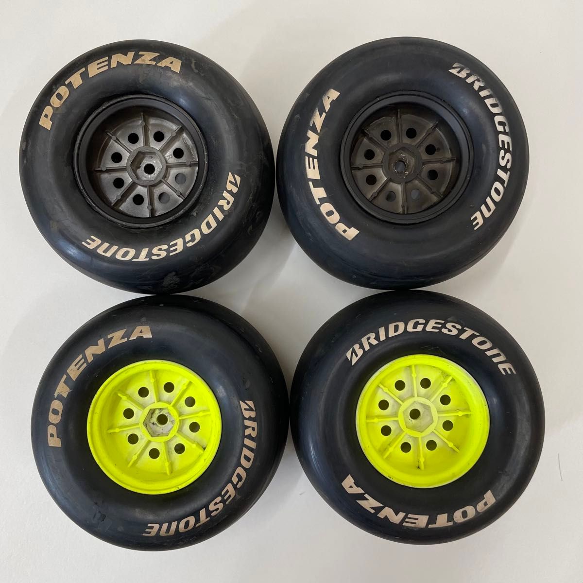 ラジコン ホイール付きタイヤ4本セット BRIDGESTONE POTENZA ラジコン ホイール付きタイヤ4本セット BRIDGESTONE POTENZA