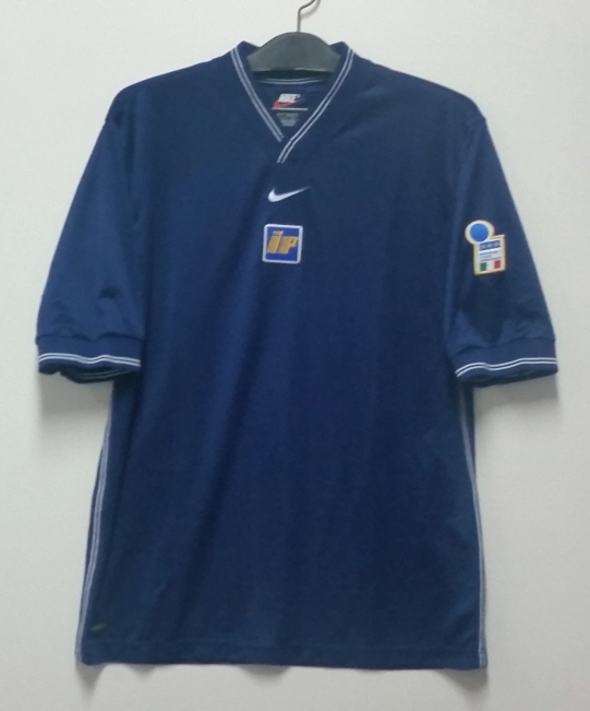 ヤフオク! - 98W杯 イタリア代表 プラクティス 半袖 正規 スポンサ...