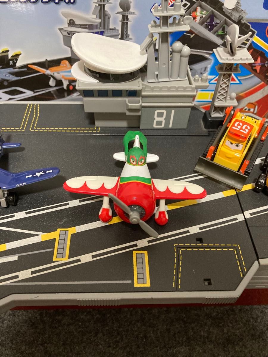 トミカ プレーンズ 航空母艦 フライゼンハワー プレーンズトミカ トミカ プレーンズ 航空母艦 フライゼンハワー プレーンズトミカ