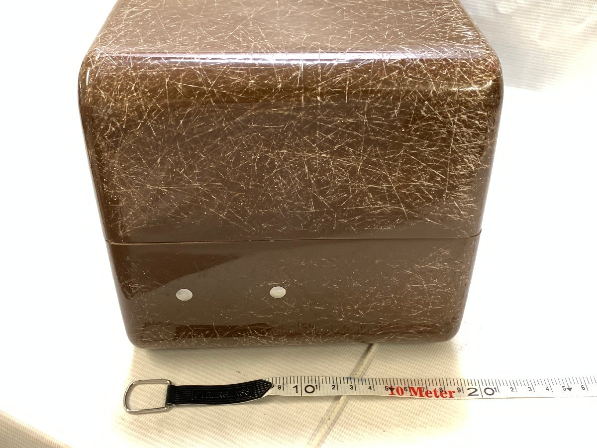 5250円 ロベルソン おそらく ファイバーハッチ タックルボックス 5250円 ロベルソン おそらく ファイバーハッチ タックルボックス