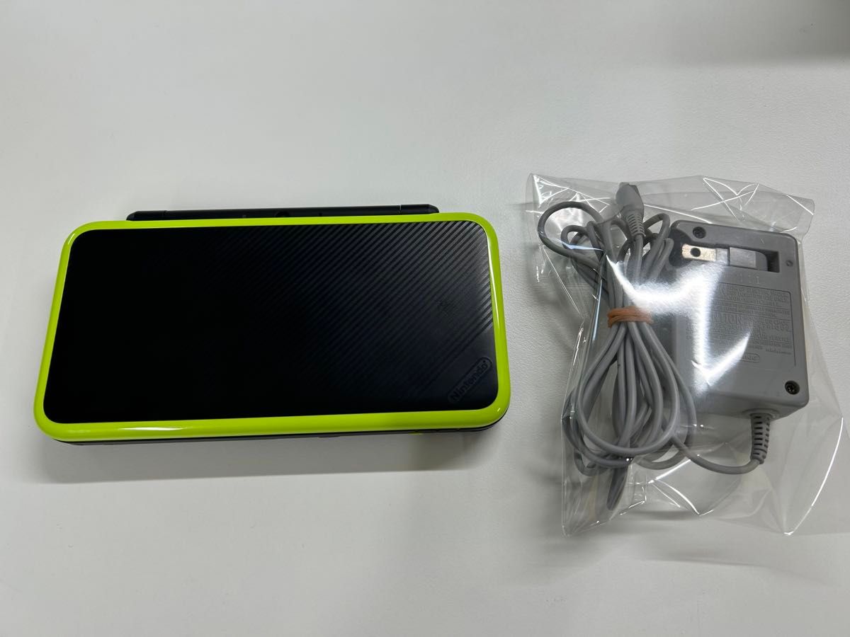 美品】Newニンテンドー2DS LL ブラック×ライム|Yahoo!フリマ 美品】Newニンテンドー2DS LL ブラック×ライム|Yahoo!フリマ