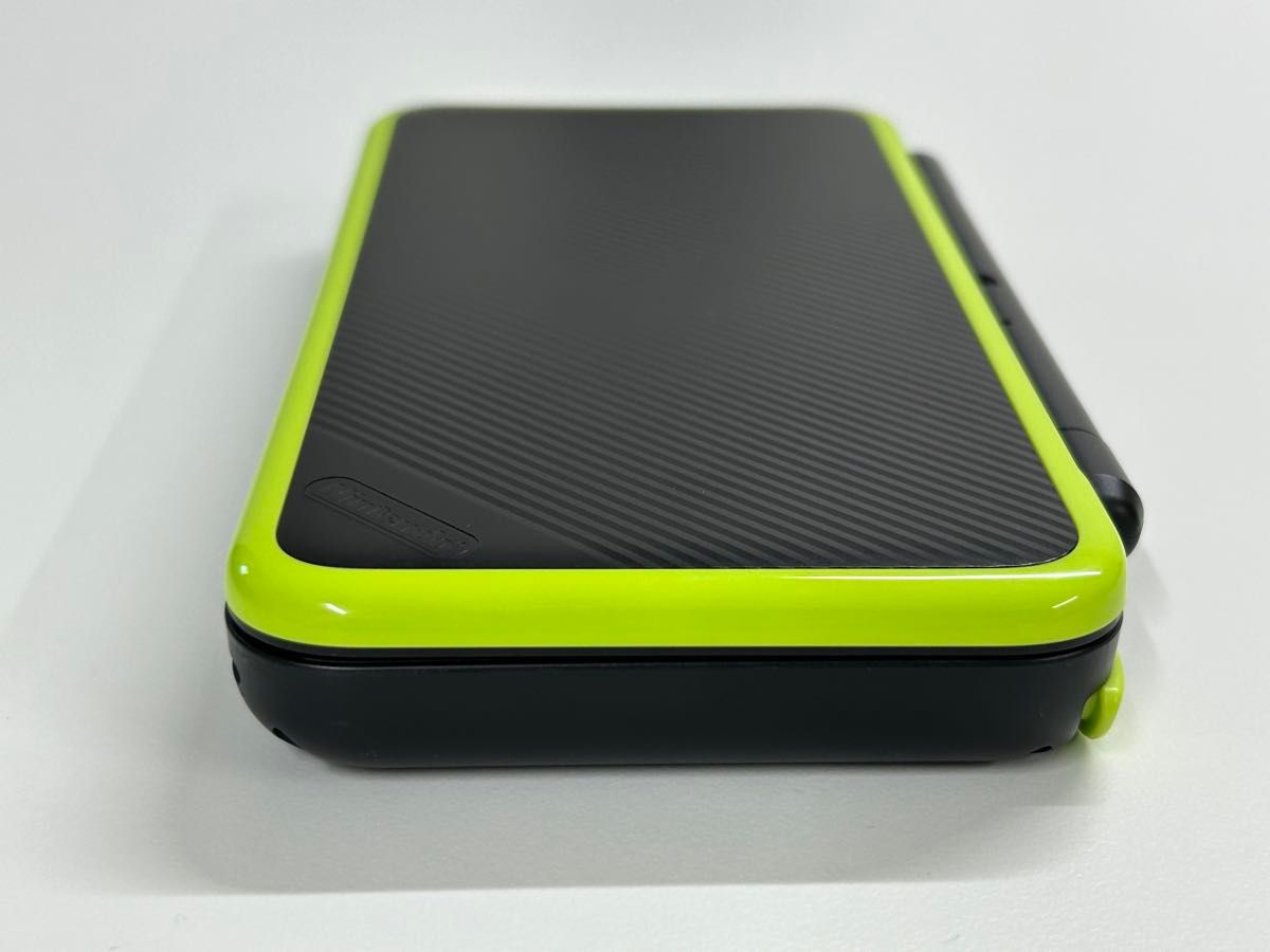 美品】Newニンテンドー2DS LL ブラック×ライム|Yahoo!フリマ 美品】Newニンテンドー2DS LL ブラック×ライム|Yahoo!フリマ