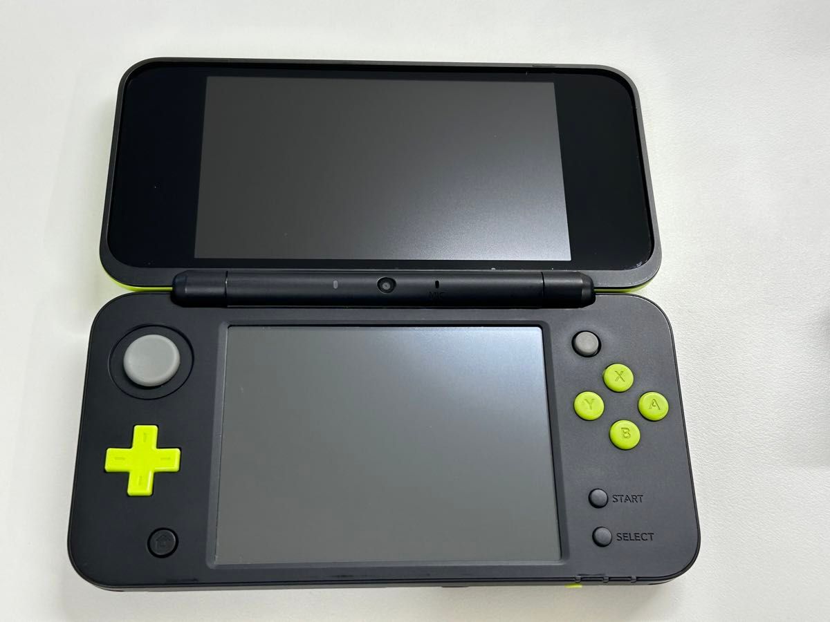 美品】Newニンテンドー2DS LL ブラック×ライム|Yahoo!フリマ 美品】Newニンテンドー2DS LL ブラック×ライム|Yahoo!フリマ