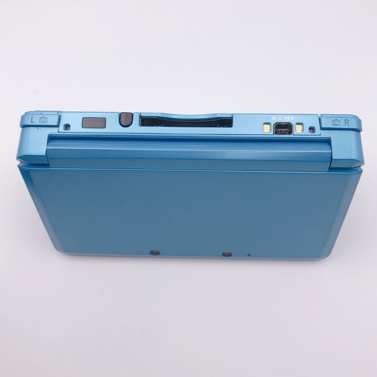 美品 ニンテンドー3DS ライトブルー 本体ケース ソフト(モンハンクロス) 美品 ニンテンドー3DS ライトブルー 本体ケース ソフト(モンハン