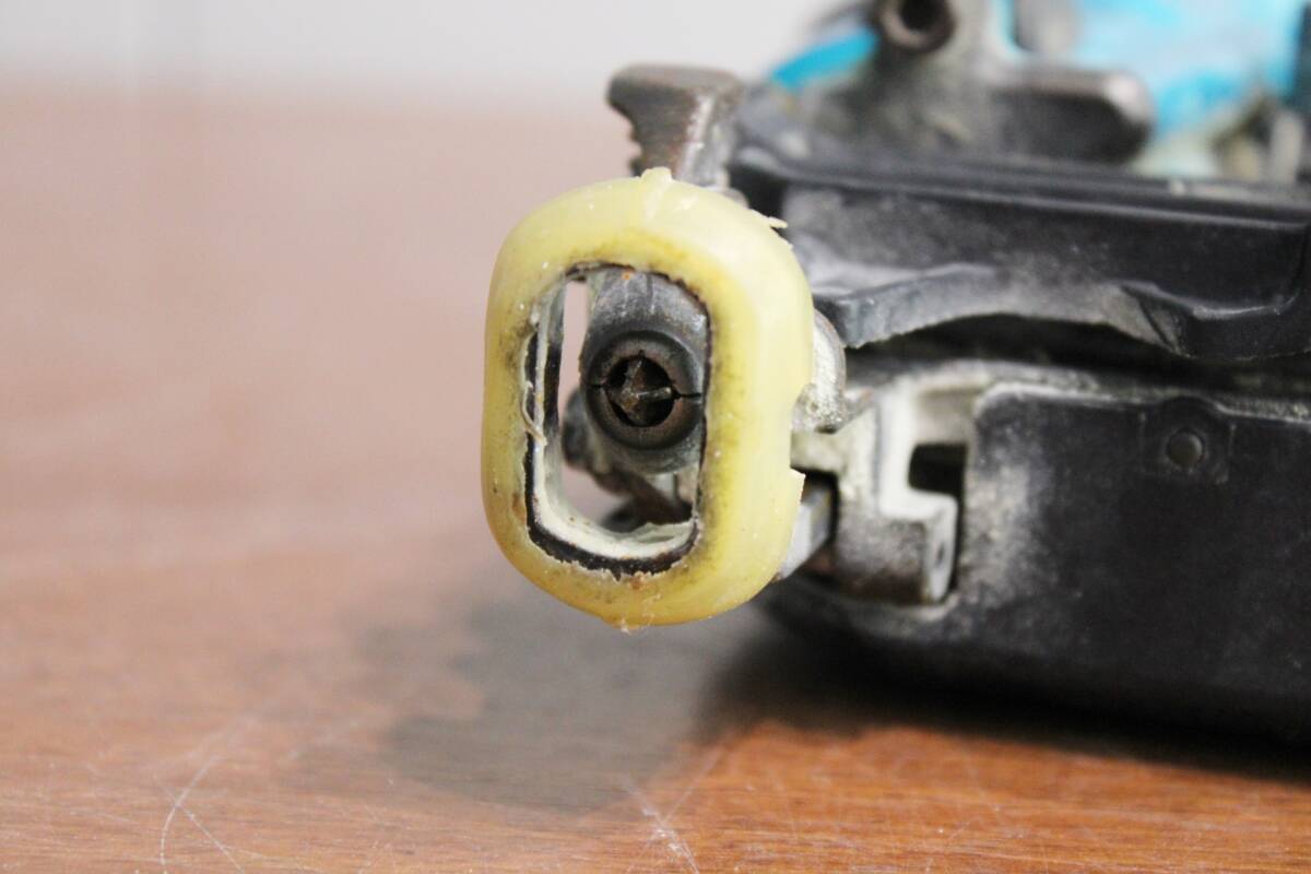 L 20621K02 マキタ 41mm高圧エアビス打ち機 AR411HR エアー工具 L 20621K02 マキタ 41mm高圧エアビス打ち機 AR411HR エアー工具