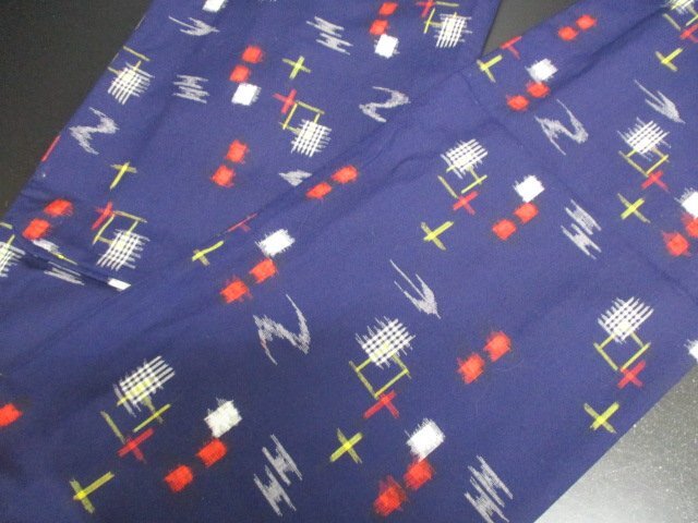 1円 中古 着物 リメイク 小紋 着物 10点まとめて 大量 燕絣 絣文様 花絣 和装 和服 和柄 日本 教室 初心者 お茶会 着付け【夢職】☆☆_画像8