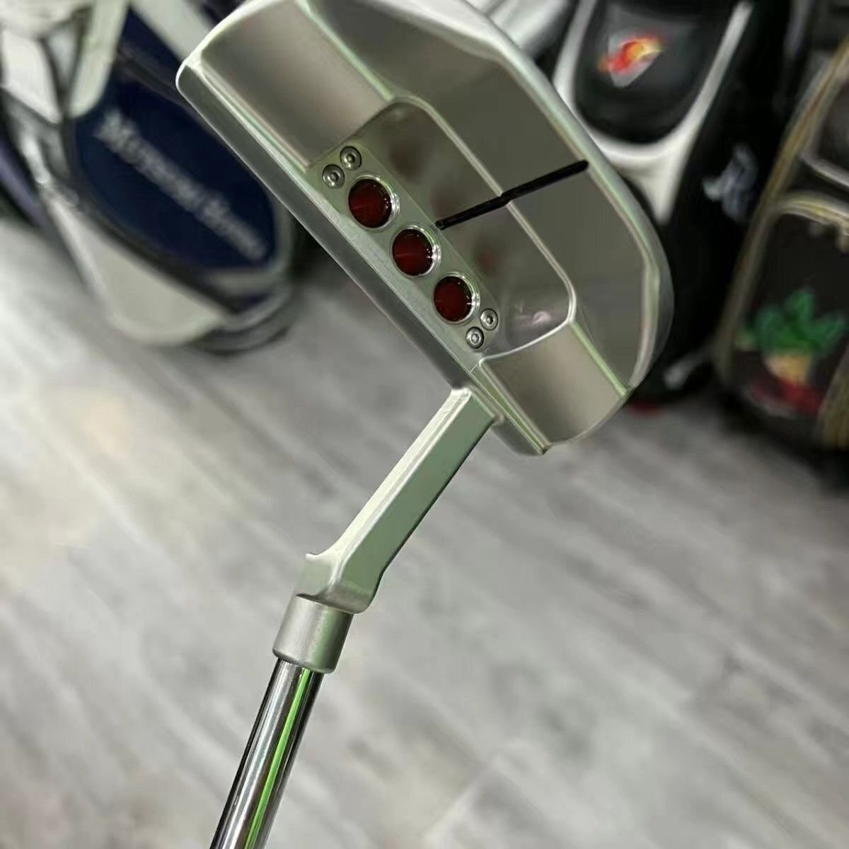 7000円 ゴルフ用具 パター SELECT FASTBACK 35インチ レッド 7000円 ゴルフ用具 パター SELECT FASTBACK 35インチ レッド