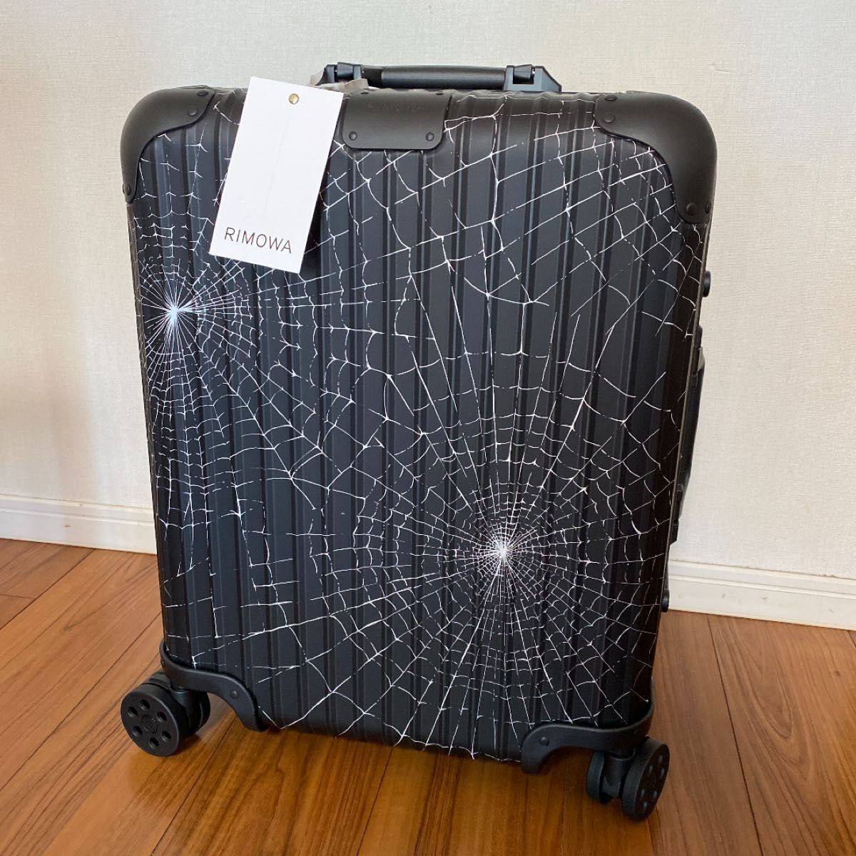 リモワシュプリームスーツケース49L(小)|Yahoo!フリマ(旧 リモワシュプリームスーツケース49L(小)|Yahoo!フリマ(旧