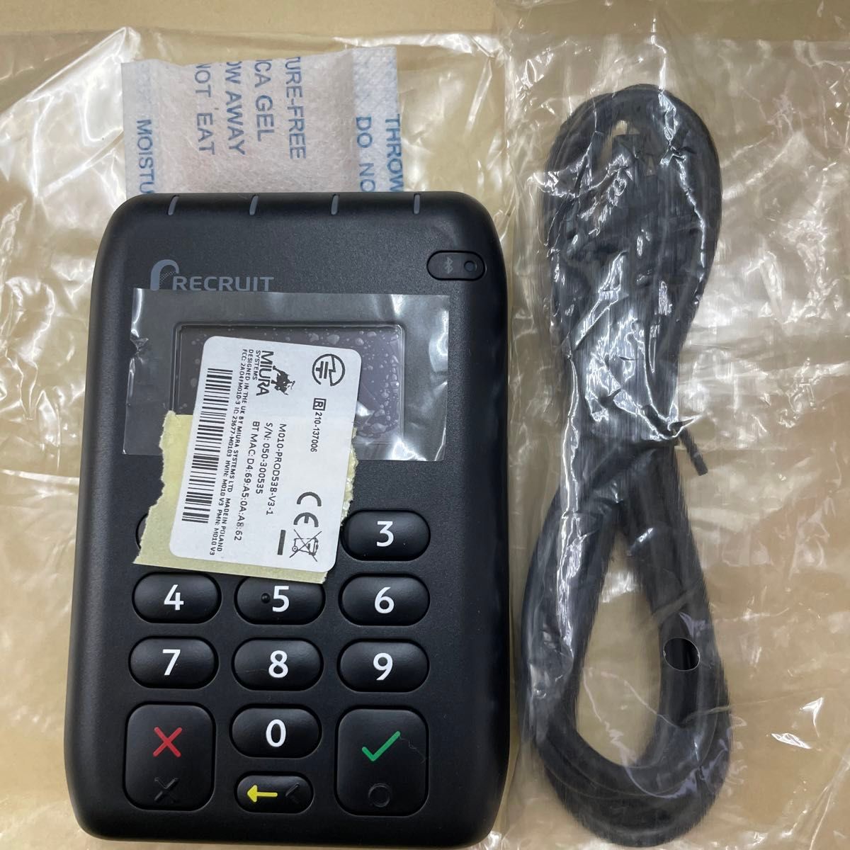 100%正規品 【ほぼ新品】AirPAYエアペイ カードリーダー|Yahoo 100%正規品 【ほぼ新品】AirPAYエアペイ カードリーダー|Yahoo