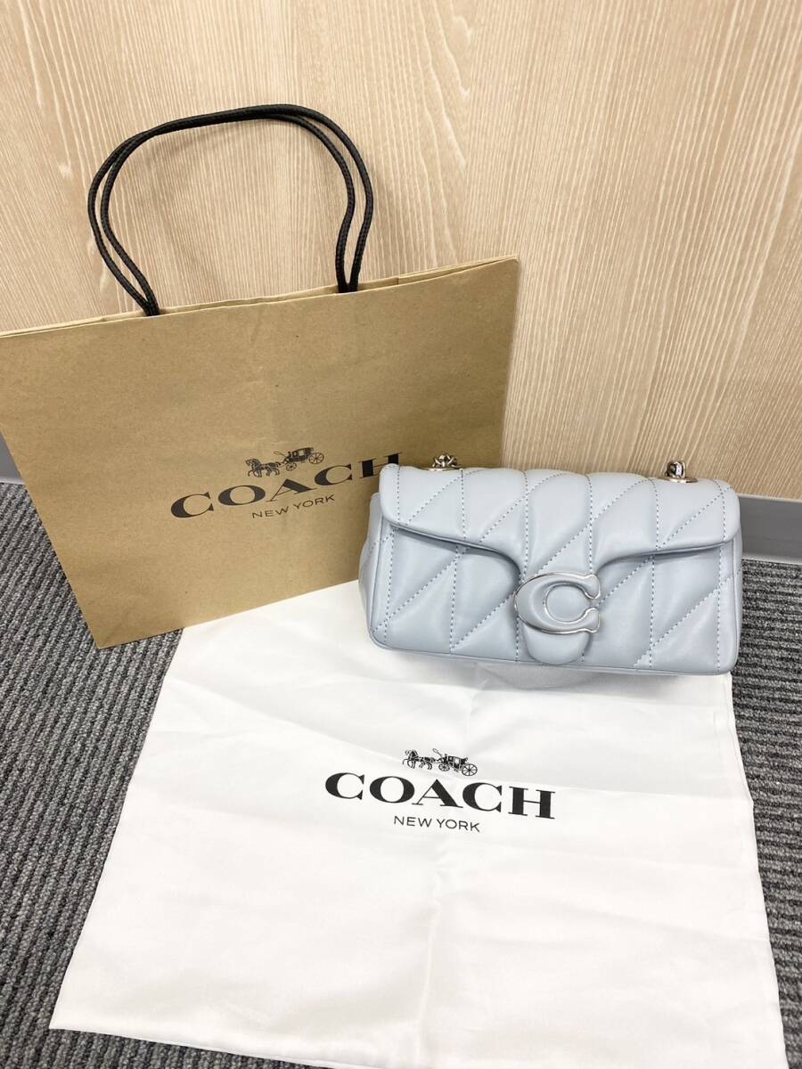 7063　【美品・未使用・袋つき】　COACH　コーチ　キルティング　ライトブルー　バッグ　シルバー金具