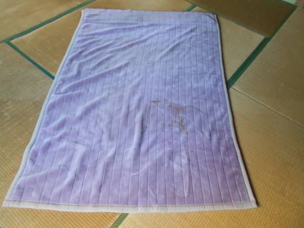 アクリル毛布140x200cm日本製市田岩国専太郎汚れ有　あったかい水洗濯可_画像3
