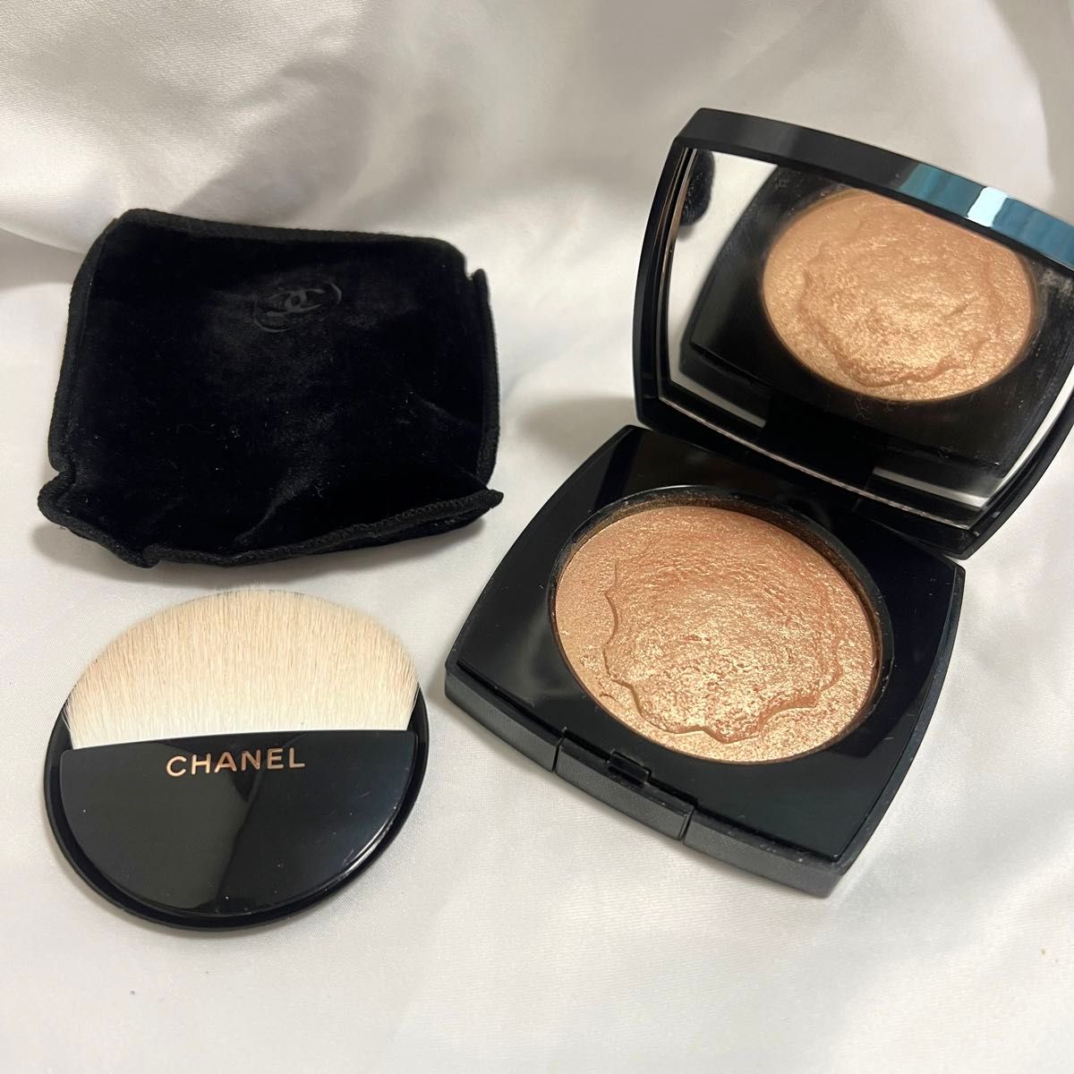 CHANEL ル リオン ドゥ シャネル フェイスパウダー ハイライト CHANEL ル リオン ドゥ シャネル フェイスパウダー ハイライト