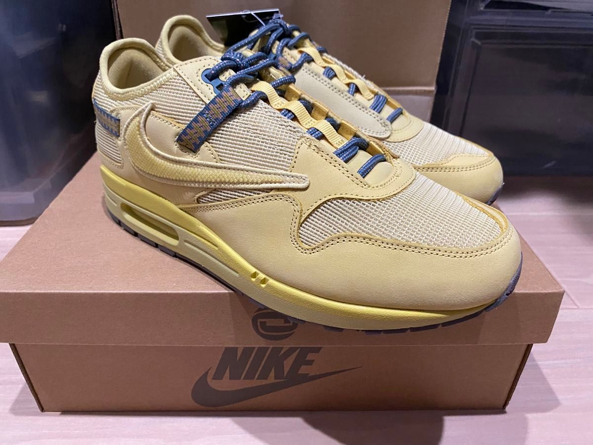 Travis Scott × Nike Air Max 1 Travis Scott × Nike Air Max 1