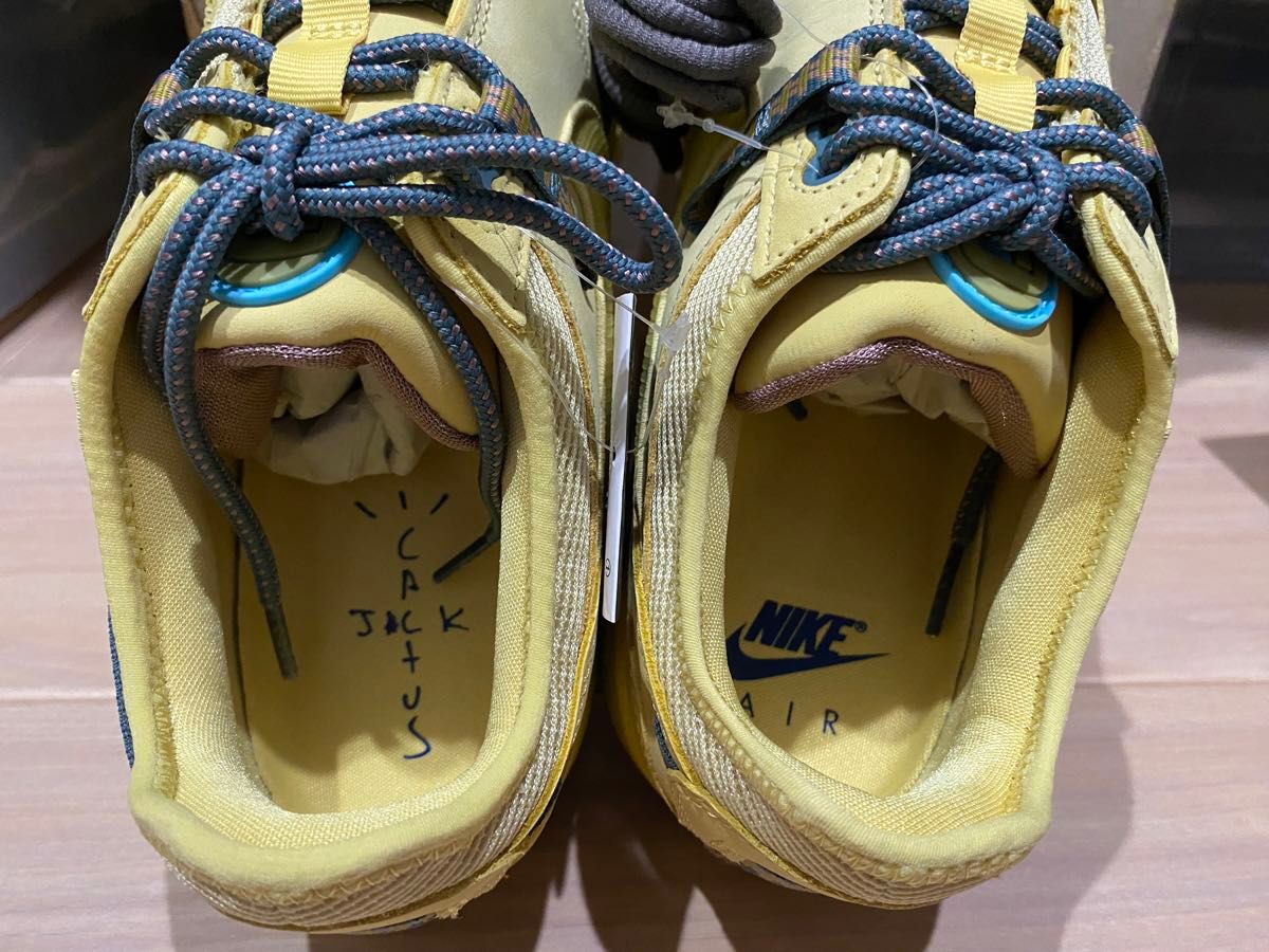 Travis Scott × Nike Air Max 1 Travis Scott × Nike Air Max 1