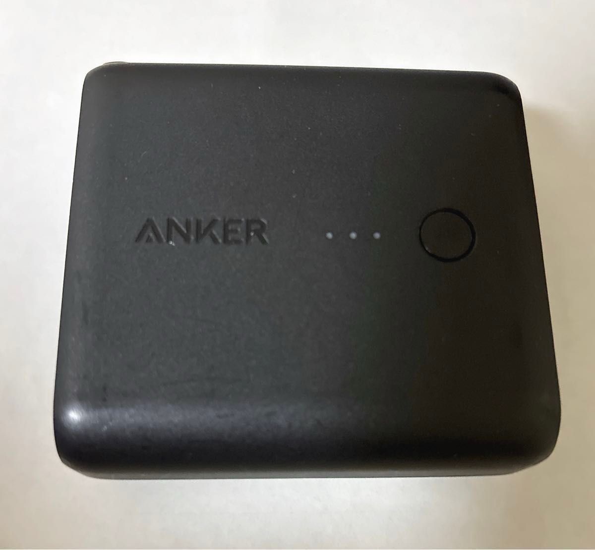 【値下げ中】　2500円→1500円　Anker モバイルバッテリー　充電器　5000mah