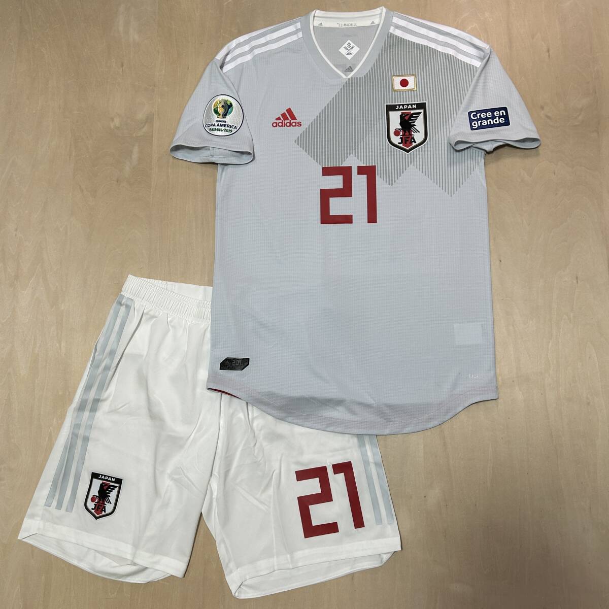 2019 19 日本代表 久保建英 選手支給品 ユニフォーム アウェイ 2019 19 日本代表 久保建英 選手支給品 ユニフォーム アウェイ