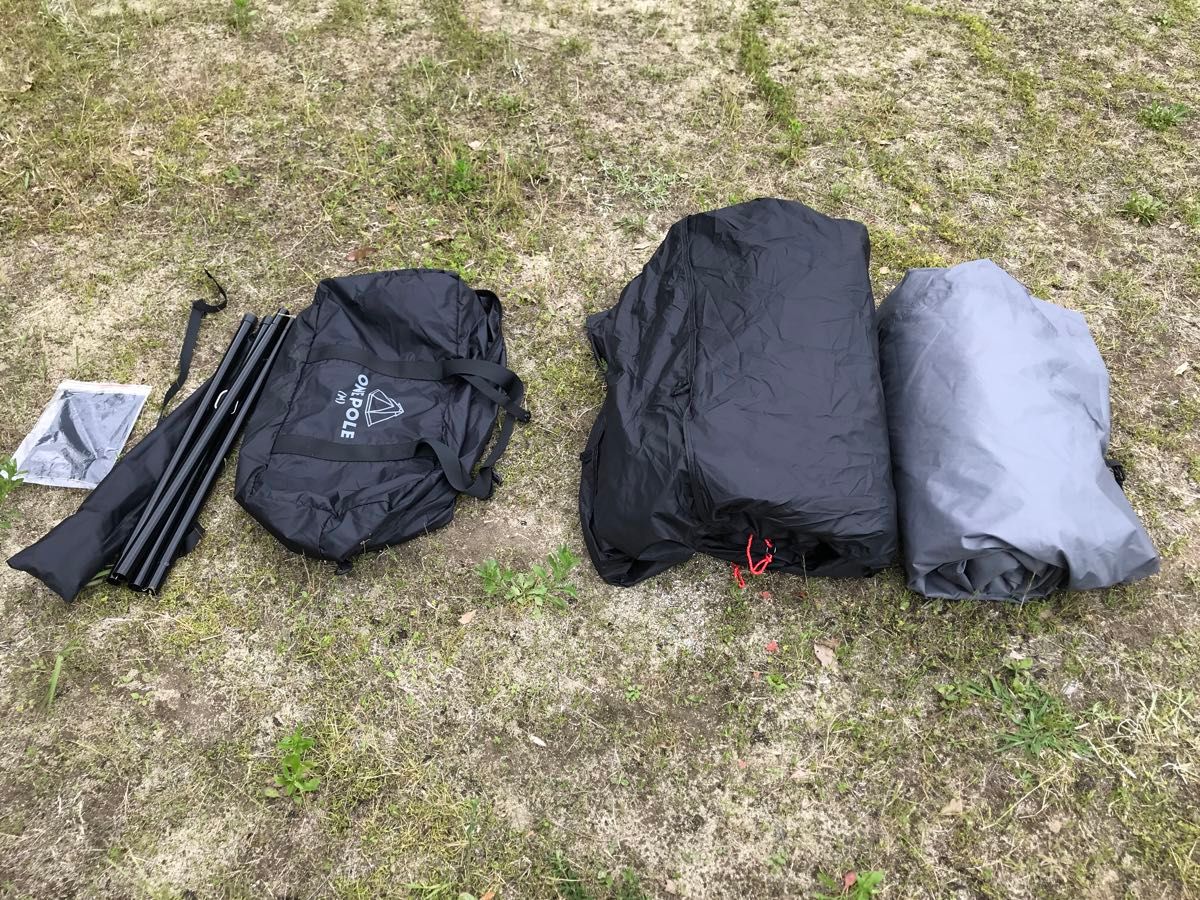 ヴァストランド VASTLAND ワンポールテント Mサイズ 4人用 黒 ヴァストランド VASTLAND ワンポールテント Mサイズ 4人用 黒
