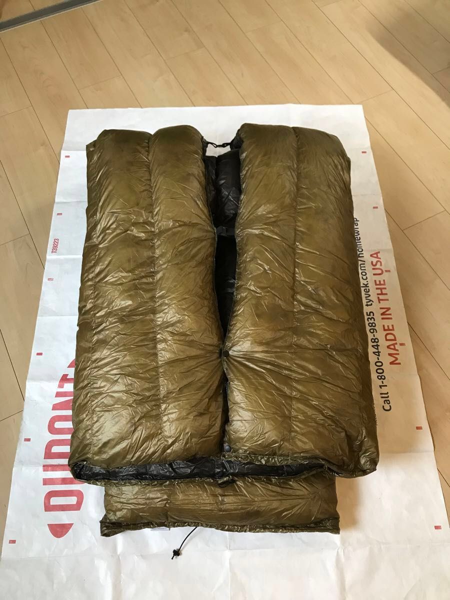 ENLIGHTENED EQUIPMENT REVELATION CUSTOM SLEEPING QUILT 850 ENLIGHTENED EQUIPMENT REVELATION CUSTOM SLEEPING QUILT 850
