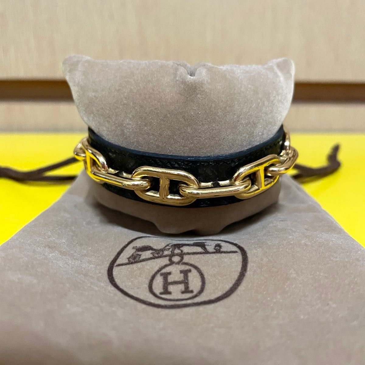 HERMES エルメス シェーヌダンクル リザード レザー バングル HERMES エルメス シェーヌダンクル リザード レザー バングル