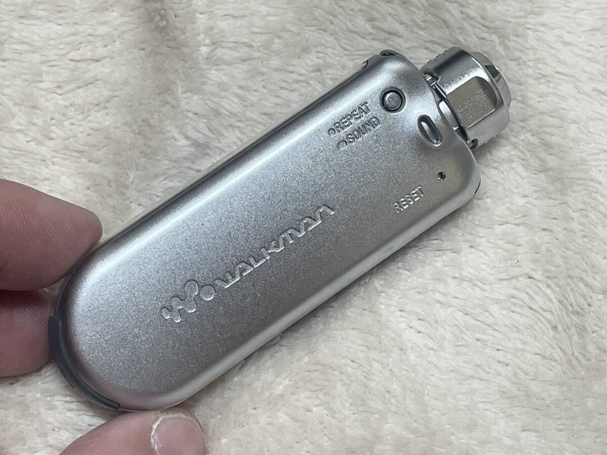 即決 SONY スティック型ウォークマン NW-A607 バイオレット 即決 SONY スティック型ウォークマン NW-A607 バイオレット