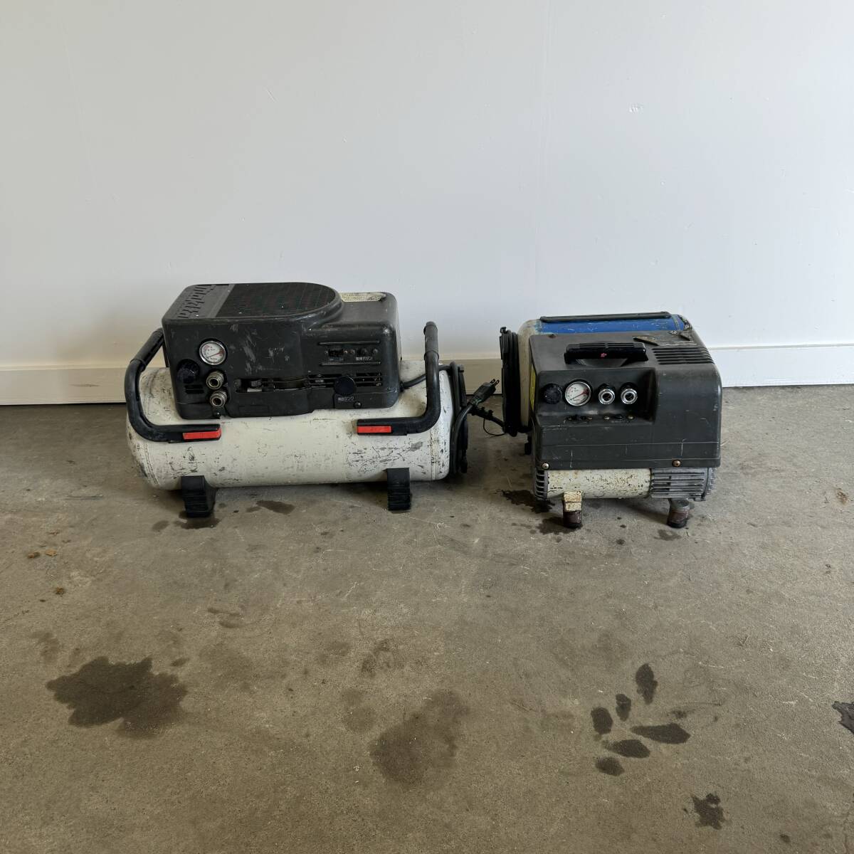 ★岐阜発 △Makita/マキタ/エアーコンプレッサー△AC1201△AC6501/2台セット/電動工具/部品取/ジャンク/現状品 R6.6/7★