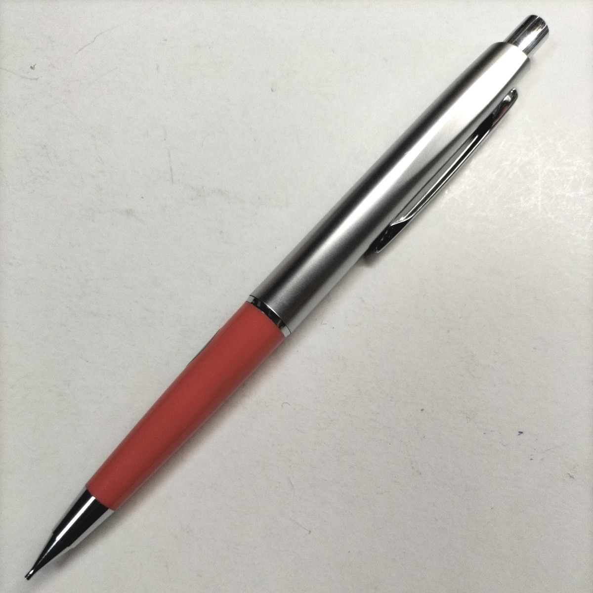 廃盤 PILOT パイロット シャーペン 0.5mm 斑点 蝕刻 ステンレス 廃盤 PILOT パイロット シャーペン 0.5mm 斑点 蝕刻 ステンレス