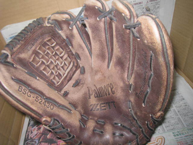 阪神タイガース 00 田中秀太選手 直筆サイン入り 実使用グラブ 阪神タイガース 00 田中秀太選手 直筆サイン入り 実使用グラブ