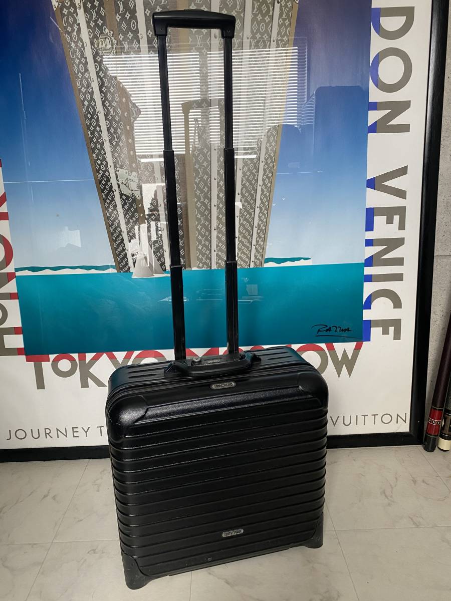 即決/即納】!機内持ち込み! RIMOWA リモワ SALSA 2輪 スーツ 即決/即納】!機内持ち込み! RIMOWA リモワ SALSA 2輪 スーツ