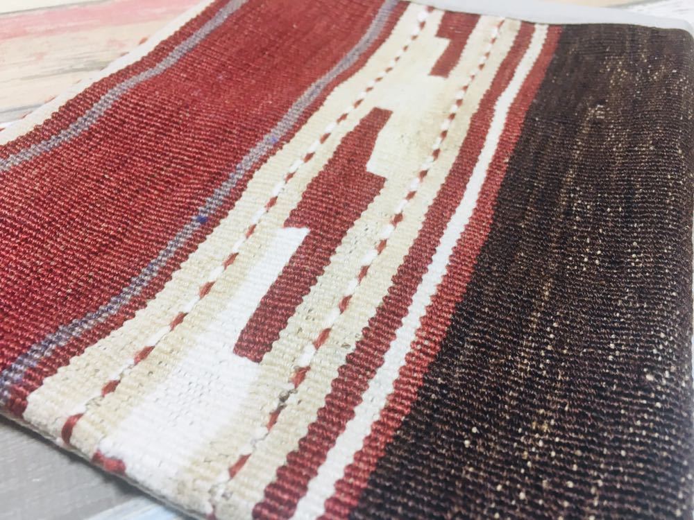 トルコ絨毯を裁断して作られたショルダーバッグA7 オールドキリム カーペット キリム ハンドメイド ヴィンテージ ビンテージ アンティーク