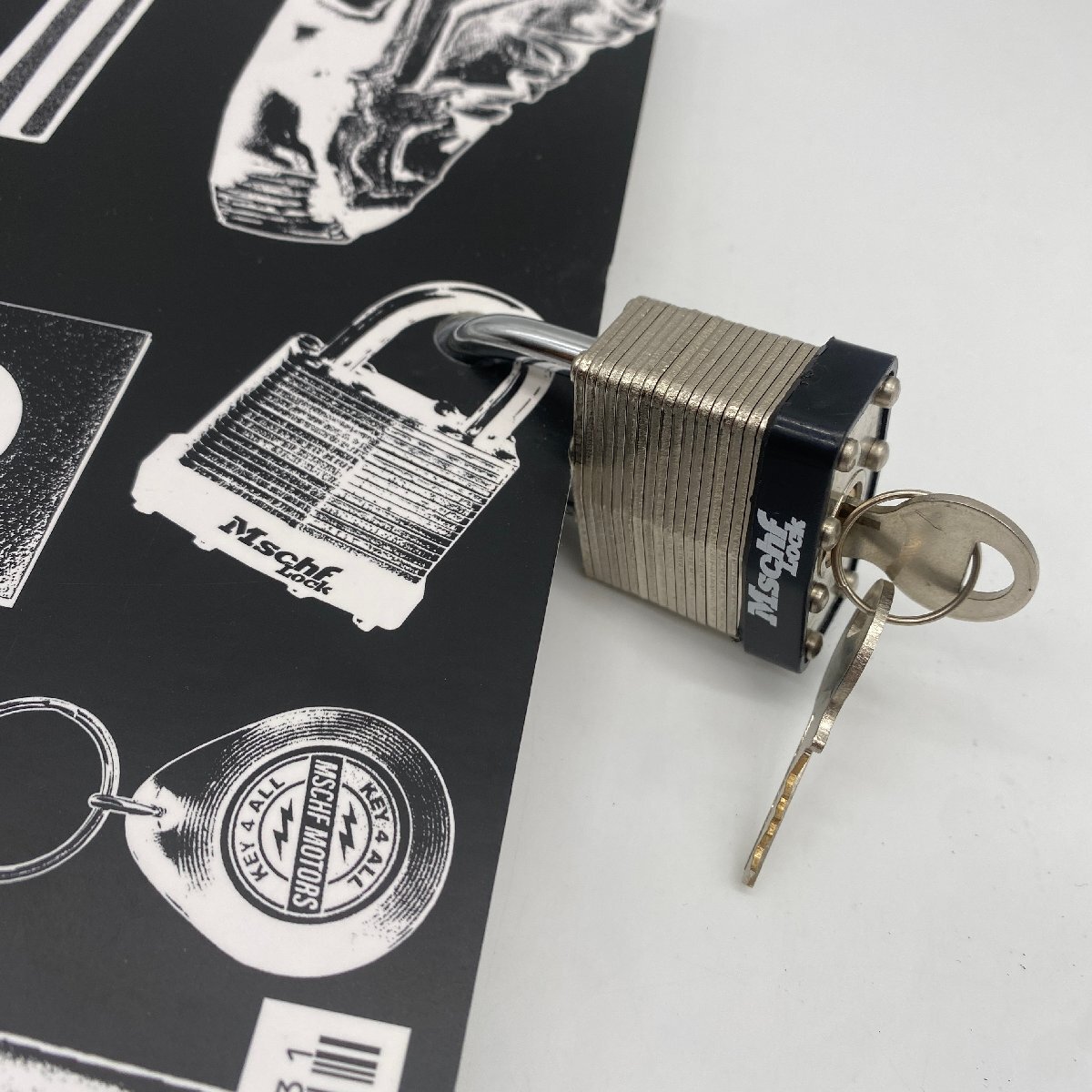 17000円 ☆Hypebeast Magazine ハイプビースト マガジン☆31号 17000円 ☆Hypebeast Magazine ハイプビースト マガジン☆31号