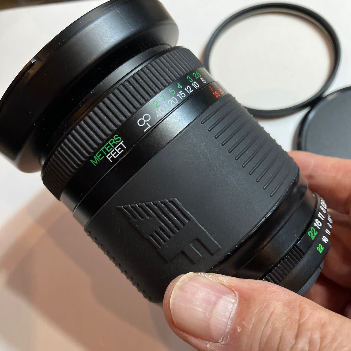 ニコンAFマウント　COSINA 28-105MM F2.8-3.8 MC 美品　外観、レンズともきれい　動作確認(rèn)済み
