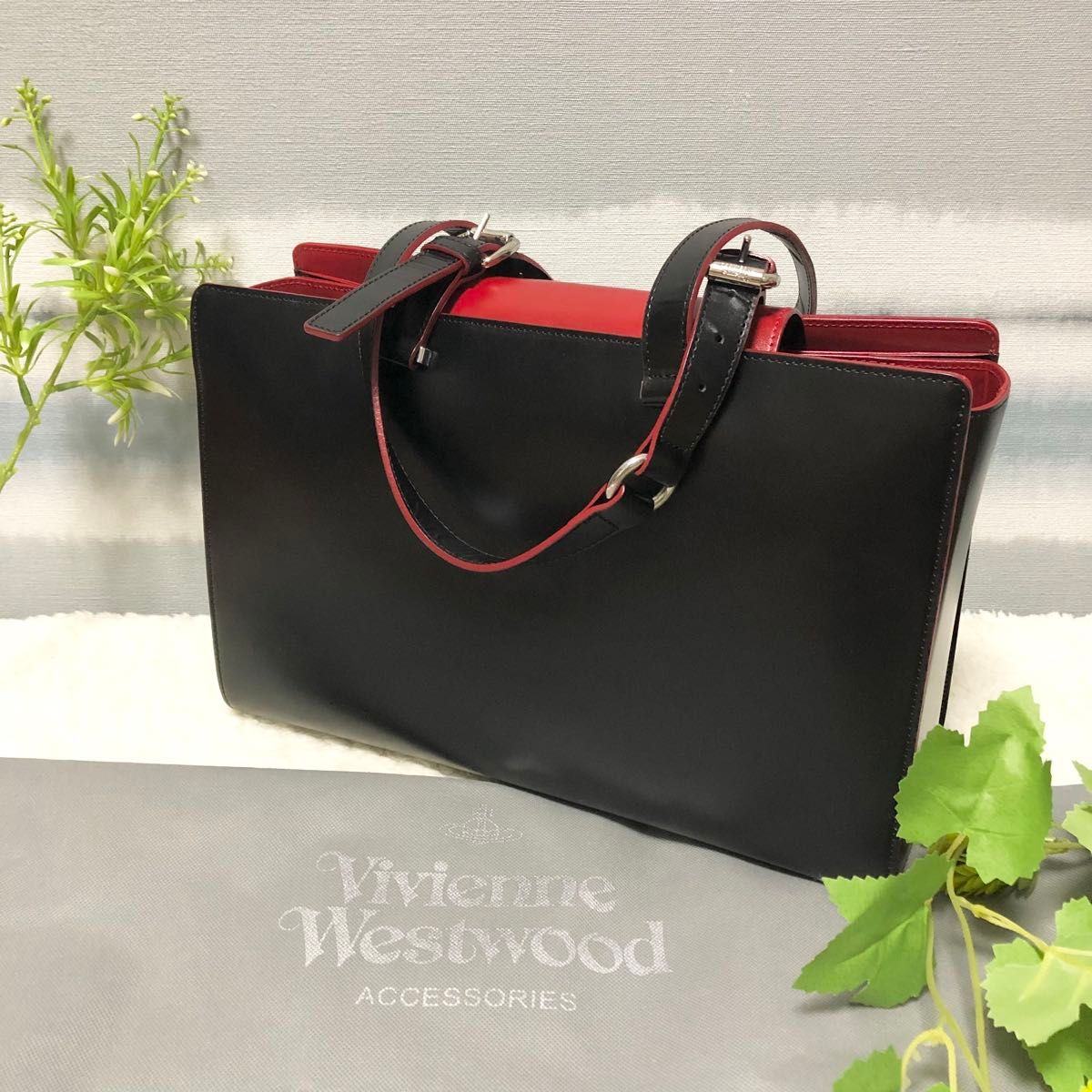 人気 【Vivienne Westwood】ヴィヴィアンウエストウッド SIMPLE 人気 【Vivienne Westwood】ヴィヴィアンウエストウッド SIMPLE