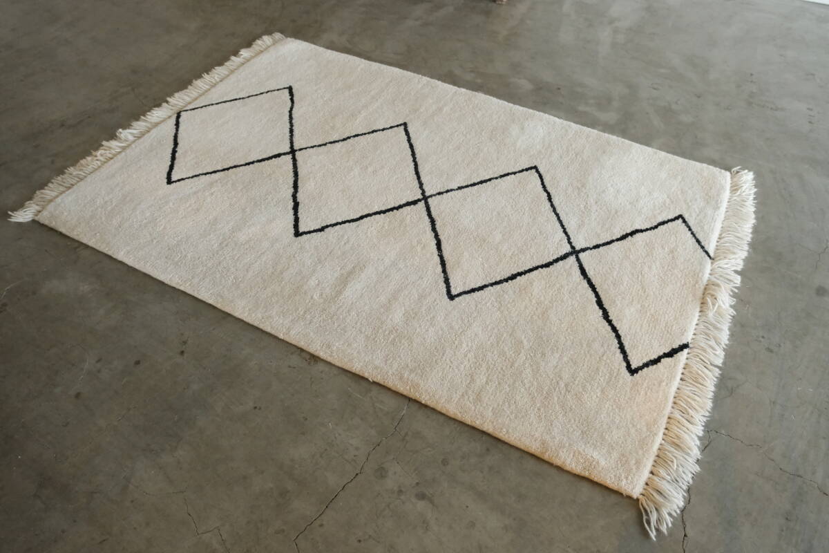福岡受渡可 カーペット ハンドタフテッド Moraccan 200x140cm 福岡受渡可 カーペット ハンドタフテッド Moraccan 200x140cm