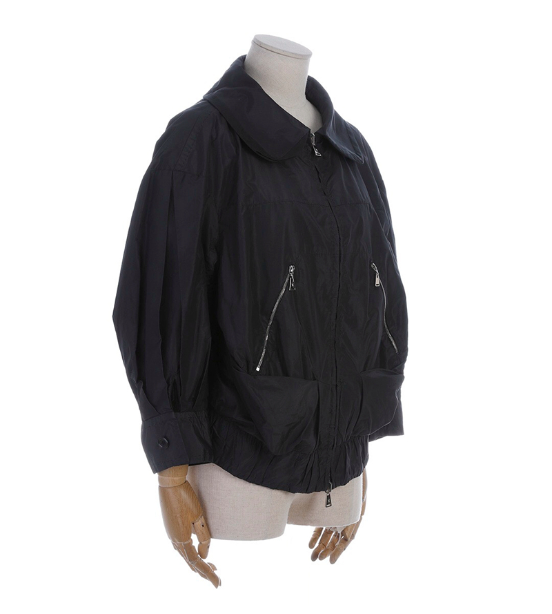 極美品　Louis Vuitton ルイヴィトン　シルク製　薄手コート　ジャケット　黒　ブラック　３８　M相当_画像3